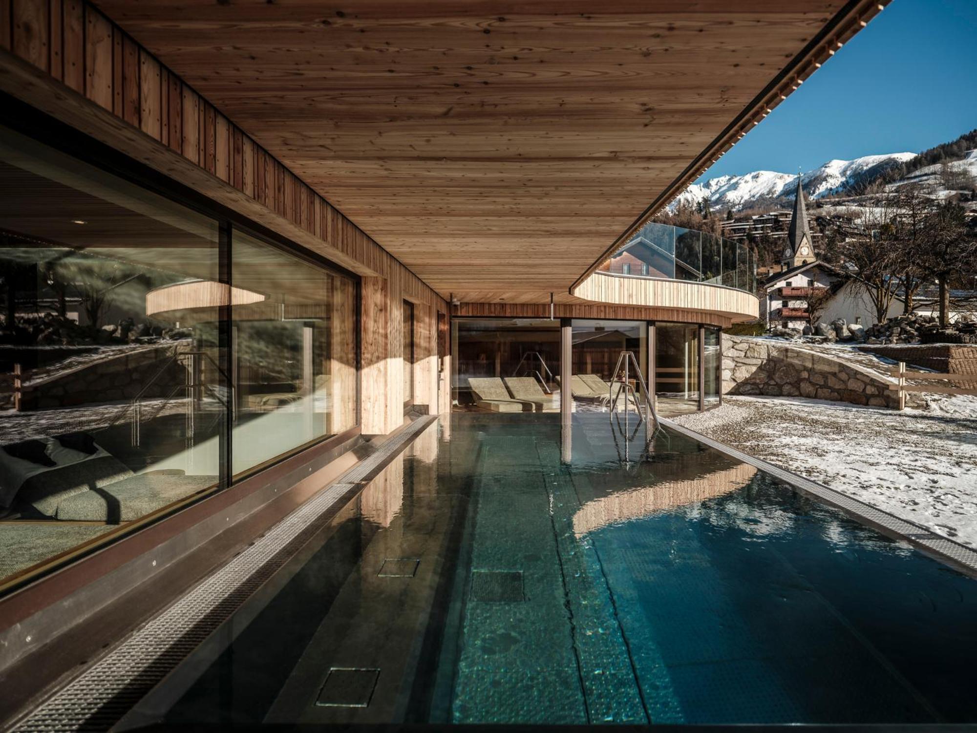 Spa & Naturhotel Outside Matrei in Osttirol Buitenkant foto